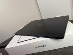 Macbook Air 15” 16GB 1TB hdd.