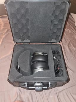 Audeze MM-500 – Studio Reference Headphones