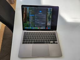 Macbook Air M1 2020 DEFEKT