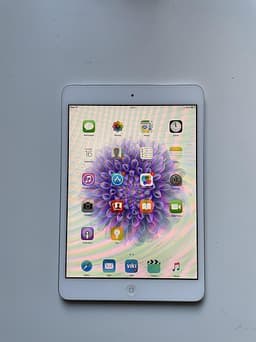 iPad mini 1 – 16GB – Wi-Fi + skal