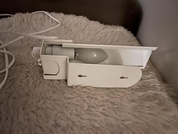 vit Led vägg lampa ifrån IKEA