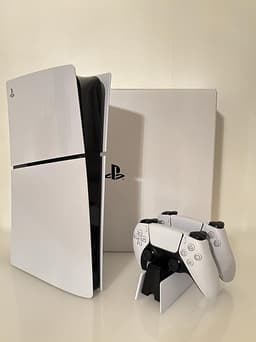 PlayStation 5 Digital Edition Slim+ 2 kontroller (PS5)