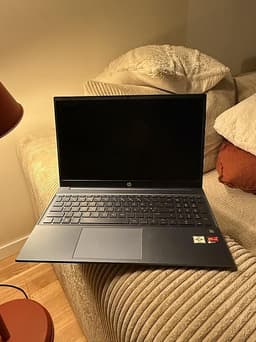 HP Pavilion 15″ – 8GB RAM / 128GB SSD – Fint skick