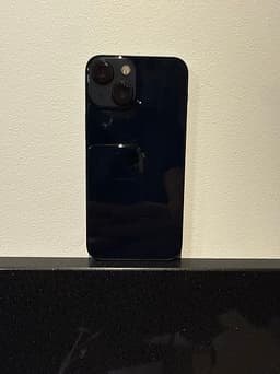 Hej säljer en pytte lite använd iPhone 13 Pro mini i väldigt bra sick