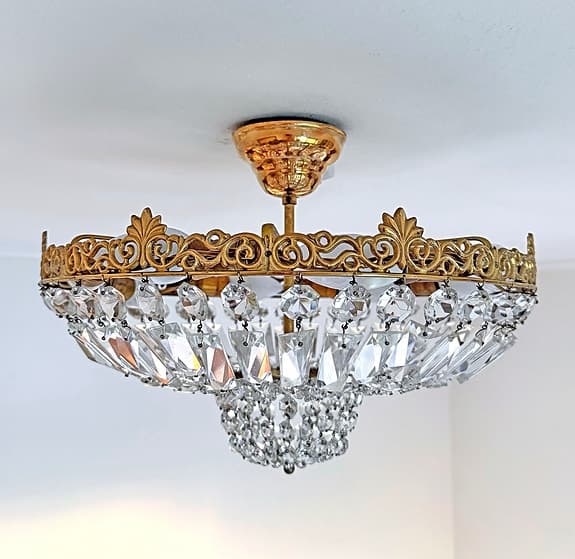 Gammal vacker kristallplafond / kristallkrona i mässing - 1900-tal