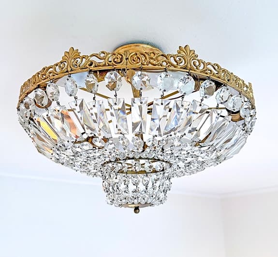 Gammal vacker kristallplafond / kristallkrona i mässing - 1900-tal