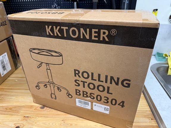 Rund rullande pallstol med justerbar höjd