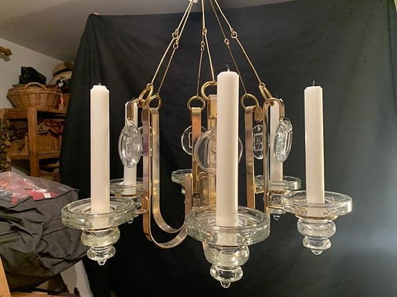 Bertil Vallien Ljuskrona, stomme i guldfärgat smide sent 1900-tal.