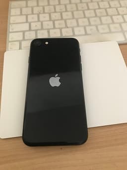 iPhone SE 2022 (3rd gen) 128GB, 5G- 97% Batteri