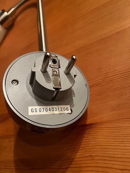 Ikea Vägg lampa med Dim ljus man kan vika runt lampan i olika lägen