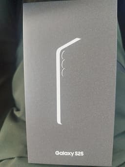 Samsung Galaxy S25  smartphone 128 GB
