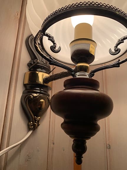 VÄGGLAMPA RETRO OANVÄND