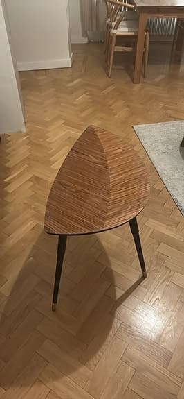 Litet träbord från Ikea