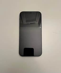 iPhone 12 - 64 GB