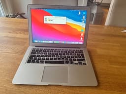 Apple MacBook Air Laptop 13 tum / i5 / 8GB / 256 GB