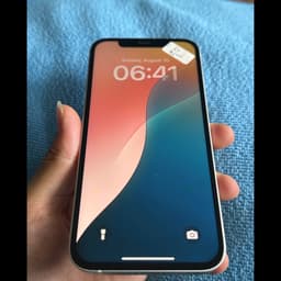 iPhone 12, 64GB, 96% Batterihälsa