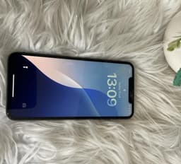 iPhone X Max 256GB – Billigt! (Startar om sig)