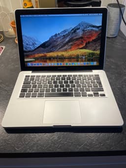Apple MacBook Pro. Intel Core i5. 256gb SSD