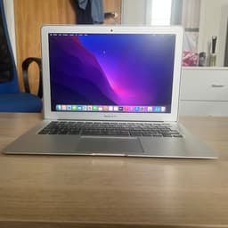 Begagnad MacBook Air 13 i mycket fint skick.