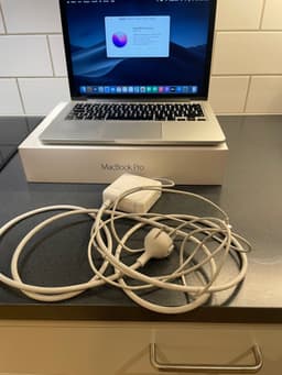 MacBook Pro 13” (Mid 2015) – i5 / 8 GB / 128 GB SSD – macOS Monterey