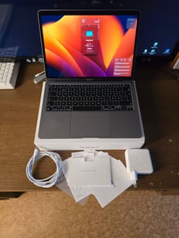 2020 MacBook Air M1 | C-Grade | M1, 8GB Ram, 250GB SSD