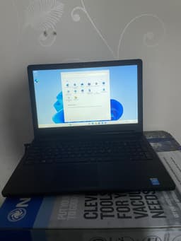 Dell Laptop Core i3- 4005U,8 GB Ram , ssd 250GB ,Windows 11, Office packet, tum