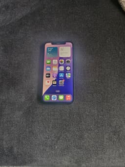 iPhone 12 64gb olåst