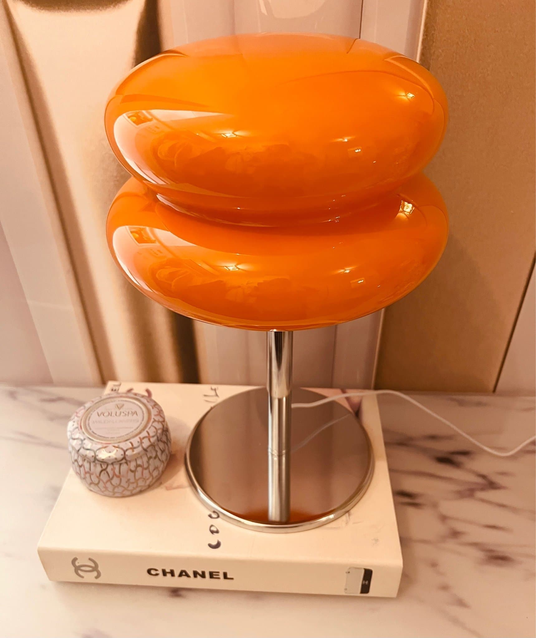 Orange macaron retro design vintage 70:s style lampa