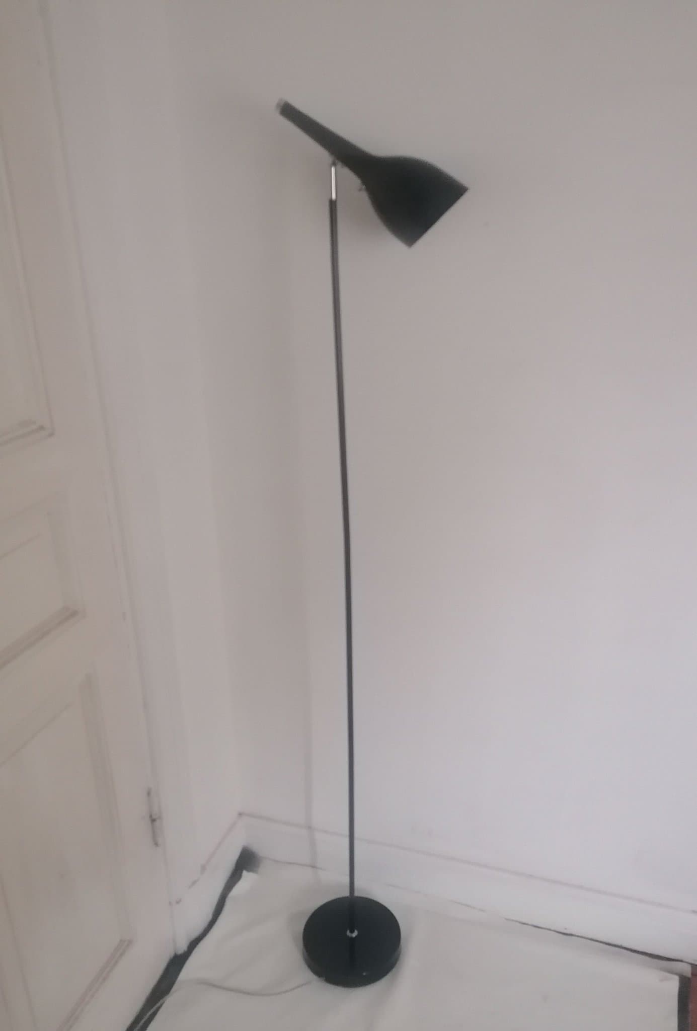Aneta, Golvlampa, Metall