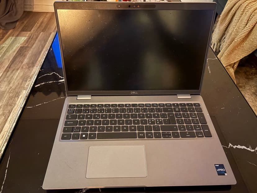 Dell Precision 3570 CVYXX 16" T550