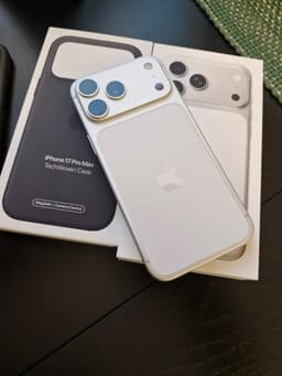 iPhone 17 Pro Max 2TB Silver