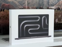 MacBook Pro • OÖPPNAD • M3 Pro \14" \18gb \512