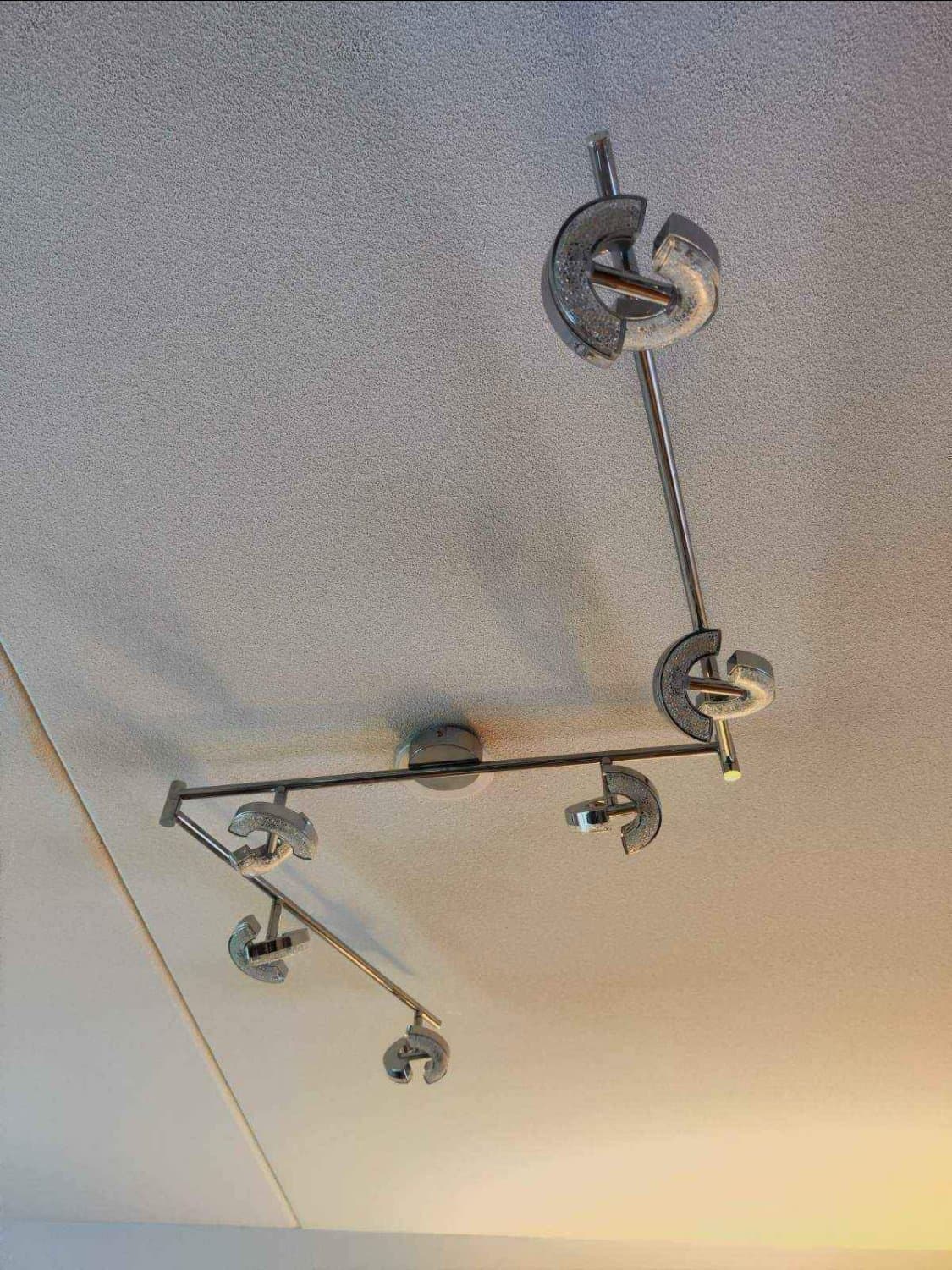 Modern Taklampa