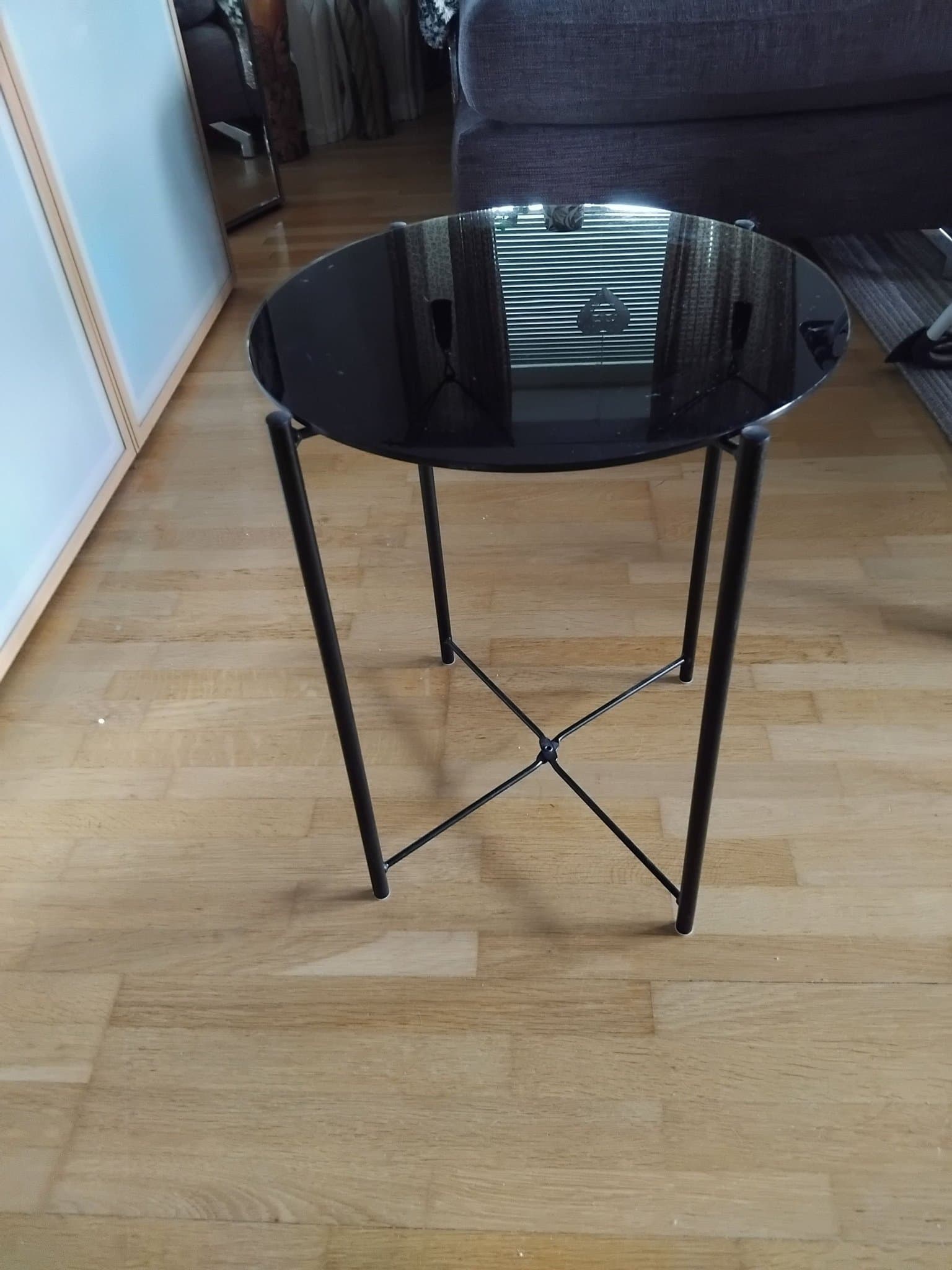 Svart Brickbord Glas