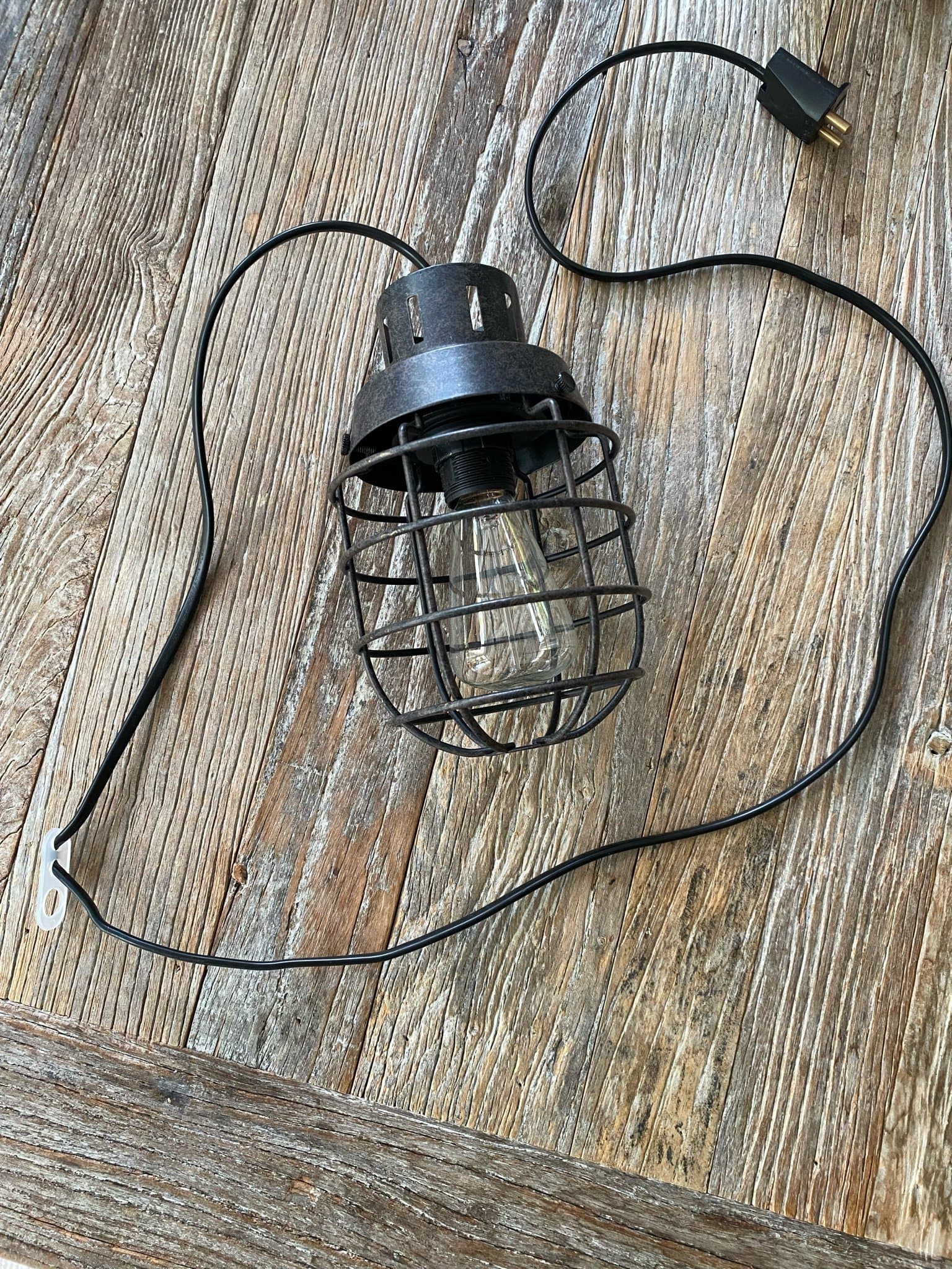 Industriell Lampa