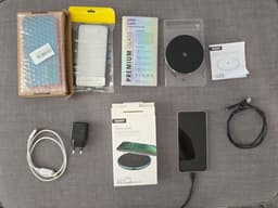 Samsung S22+ Plus med massa tillbehör