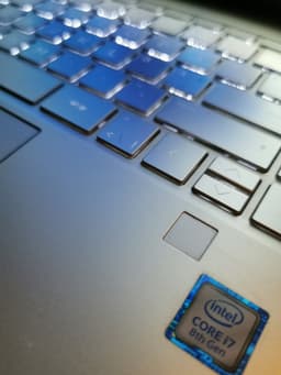 HP Envy 13"-Intel i7-8 generation-LÄS ANNONSEN TACK!!!