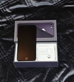 iPhone 8 - Nyskick, Olåst.