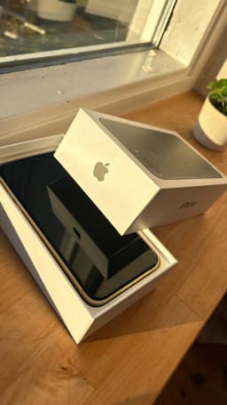 iPhone XR - 64gb