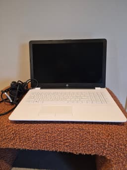 HP Notebook-15 Laptop (Nyskick)