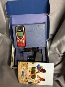 Nokia 8210 med orginal box