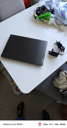 Lenovo IdeaPad S145 Intel core i3 i mycket fint skick.