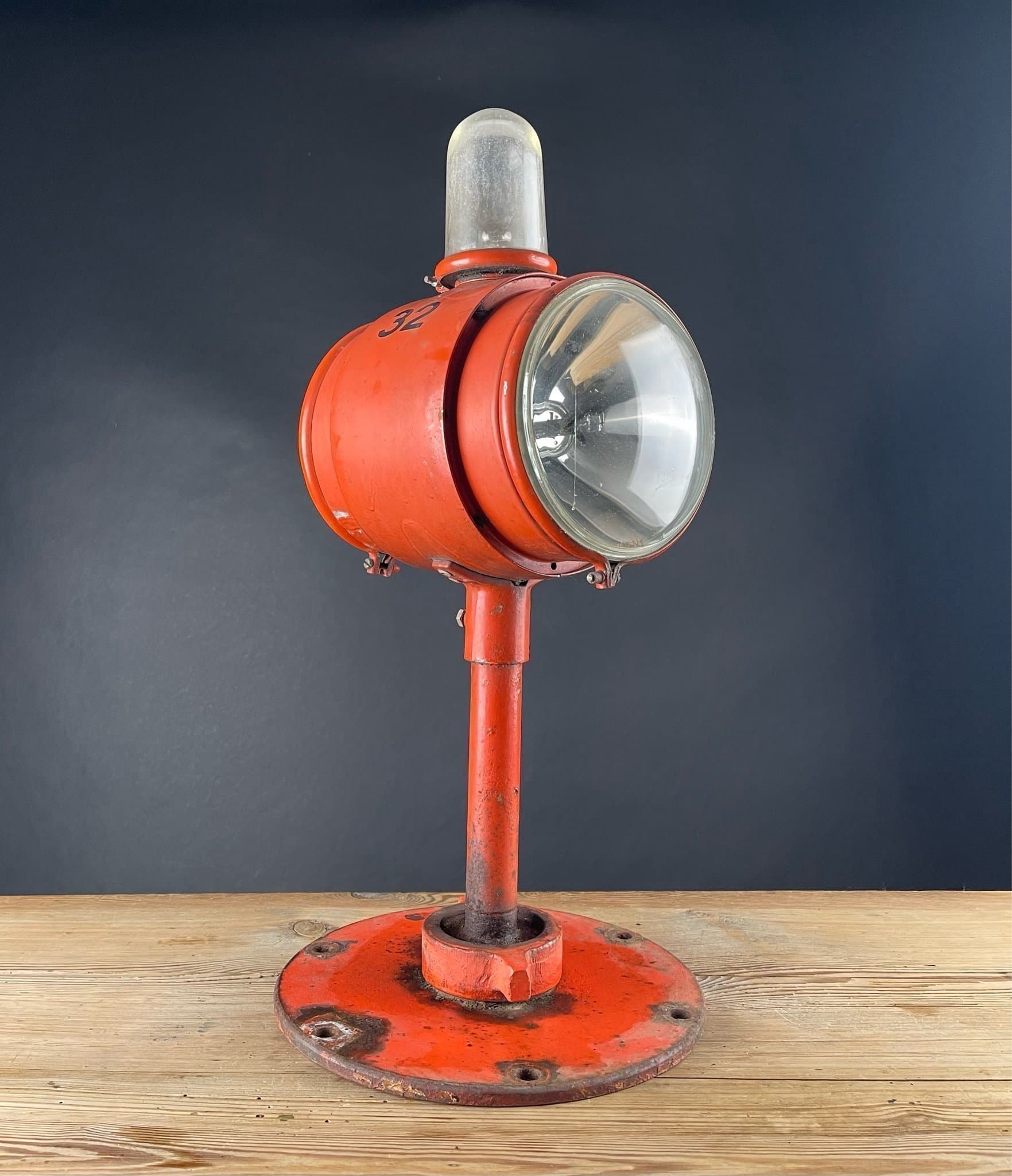 Gammal flygfälts/flygfyr lampa - 30/40-tal - Industridesign - Vintage