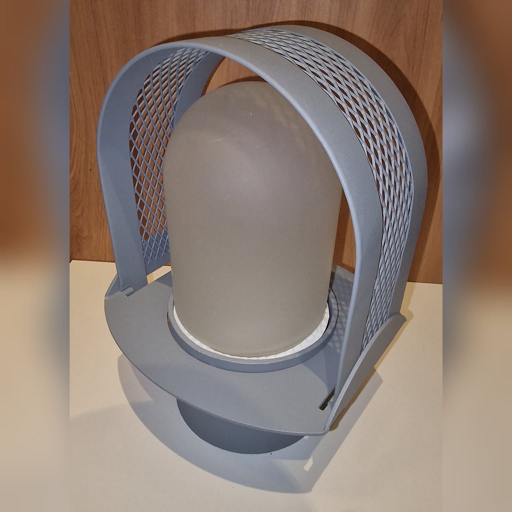 Utomhus Vägglampa Westa~modell Hobbe, i färgen alu-grå/blåstard~18 cm×24