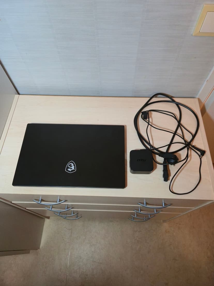 MSI Modern 15 16"