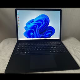 Microsoft Surface Laptop 4- 13.5" - Intel Core i5 - 1145G7 - 8GB RAM - 512GB SSD