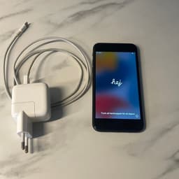 iPhone 7 Svart 32 GB fint skick