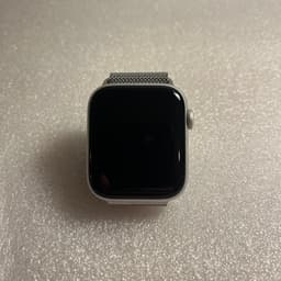 Apple Watch 44 mm / med Milanesiskt Armband