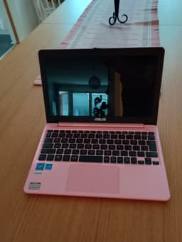 ROSA LAPTOP asus vivobok