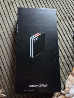Samsung Galaxy Z Flip6